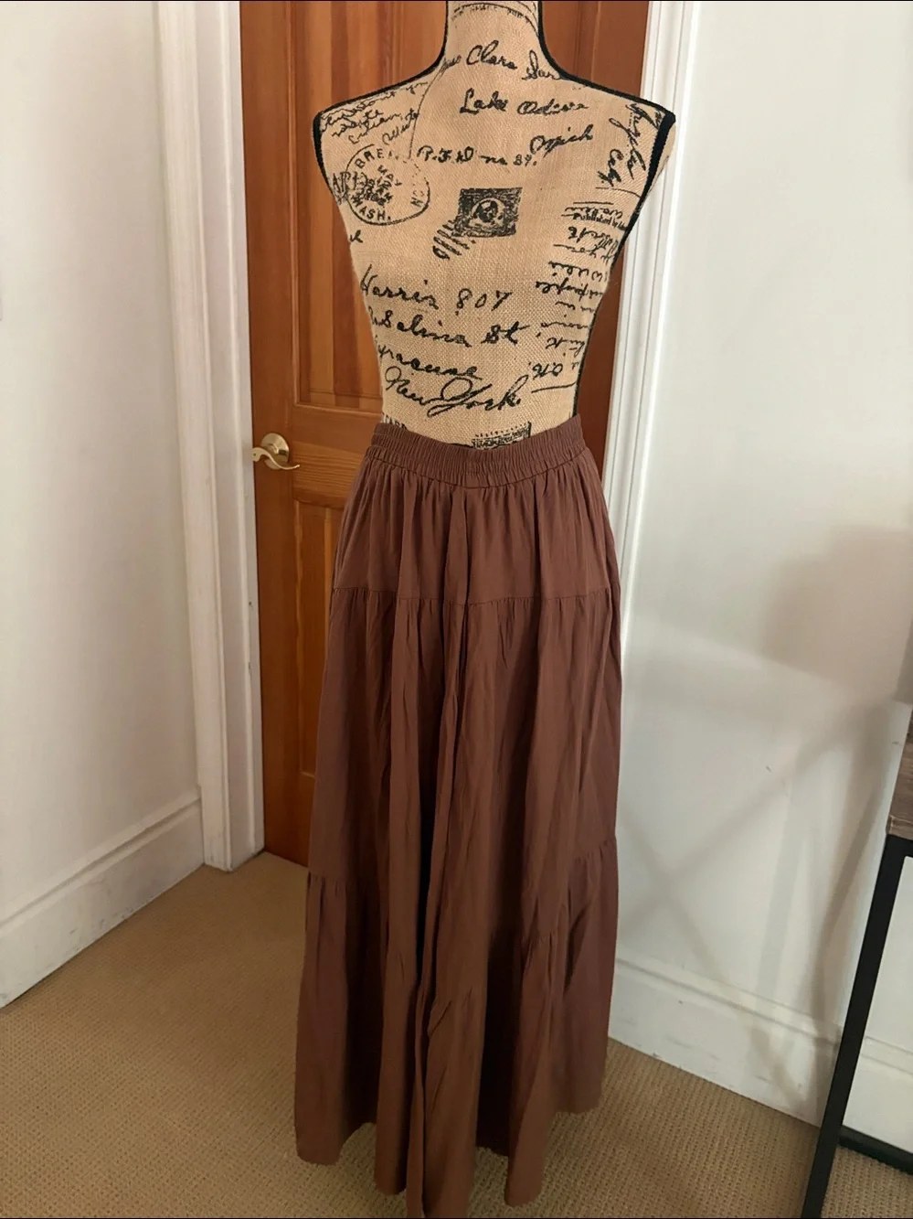 Anrabess Women’s Boho Elastic High Waist Flowy Maxi skirt. Med. NWOT.